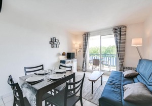 Apartment Parc de Pontaillac-27 by Interhome