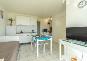 Apartment Parc de Pontaillac-3 by Interhome