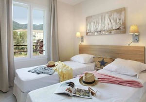 Apartment with balcony/terrace, near beach