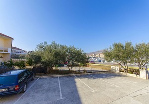 Apartments and Rooms Iva (47621-A11) - Trogir