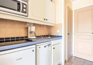 Apartments in the Restanques of the Gulf of St Tropez - maeva Home - 2-Room Apartment 4 People - Comfort