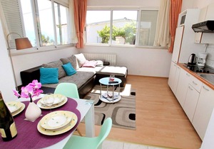 Apartments Jozo, (15067), Trogir, hr