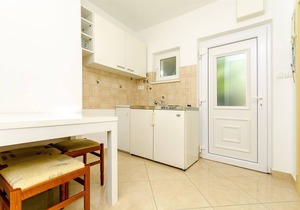 Apartments Vinko (43051-A2) - Trogir