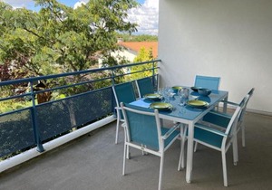 Appartement 2* avec piscine, balcon et parking, à 1,5 km de la plage de Nauzan, proche centre-ville - FR-1-539-10