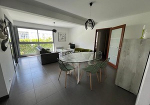 Appartement 3 étoiles à Royan, 2 pas de la plage, terrasse, parking, WiFi ! - FR-1-539-5