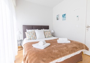 Appartement cosy et ensoleillé | A deux pas du terrain de golf!
