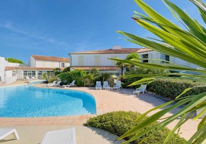 Appartement dans résidence avec piscine