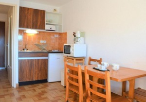 Appartement Le Lavandou, 1 pièce, 4 personnes - FR-1-251-315
