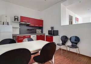 Appartement Moderne Centre-ville, à Deux Pas de la Plage ! - FR-1-4-619