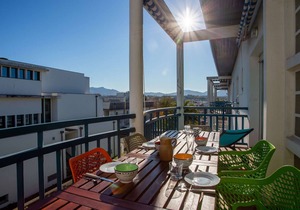 Beautiful duplex with pool and parking in Saint-Jean-de-Luz