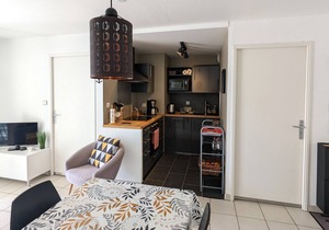 Central Arcachon - Beautiful 1BR with Loggia and Secured Parking