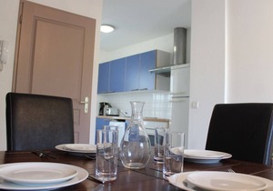 Charming 2-Bedroom Apartment with Private Parking & Terrace in Saint-Martin-de-Ré