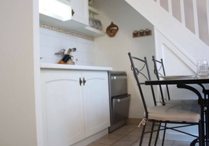 Charming T1 bis with Terrace & Pool in Saint-Martin-de-Ré, Sleeps 4