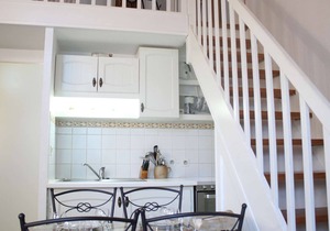 Charming T1 bis with Terrace & Pool in Saint-Martin-de-Ré, Sleeps 4