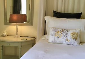 Chez Lussaud - 2 Boutique Gites with private hot tubs & a shared pool