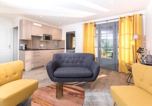 Clos Castel Villas