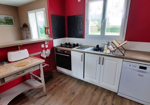Cozy 3-Bed Home Near St Roch Thermal Baths, Fully Equipped, Sleeps 9