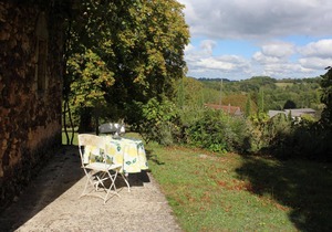 Cozy Stone Cottage Near Monpazier, Fireplace, Large Garden, Family & Pet Friendly