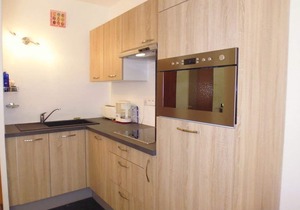 Cozy Studio for 4 near Slopes & Shops with Balcony and Forest View