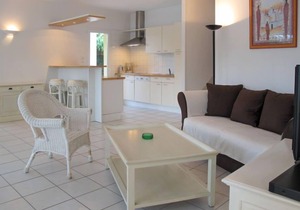 Eden Parc Golf de l'Ardilouse V6I by Interhome