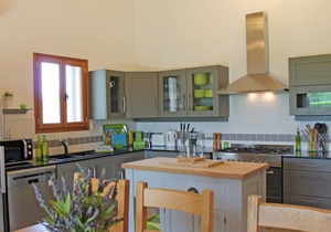 Family Holiday Hamlet - Heated Pools, Golf, Tennis, Creche, 10 mins to beach!