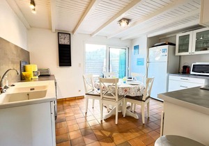 Family house located near the beach