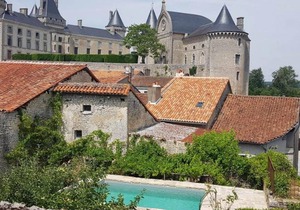 Gite Verteuil-sur-Charente, 5 bedrooms, 11 persons