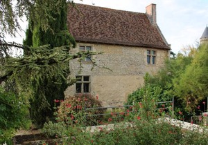 Gite Verteuil-sur-Charente, 5 bedrooms, 11 persons
