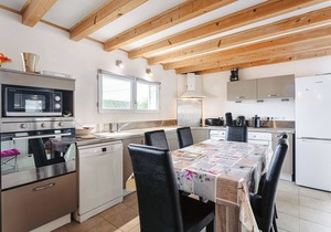 Holiday Home "Maison Boyardville Piscine" with Pool & Wi-Fi