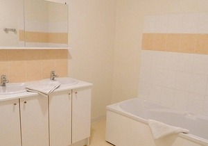 Homerez - Big house for 9 ppl. with shared pool at Saint-Vincent-la-Châtre