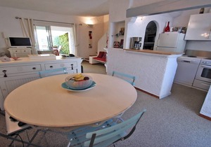 House for 4/6 people – Sea view – Swimming pool residence – Air conditioning – Wifi –.