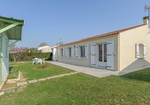 House for 6 with Garden, Wifi and Private Parking