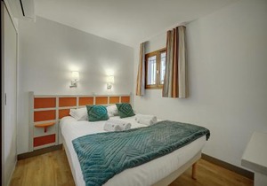 IMMOGROOM - 2 Rooms - Renovated - Pool - Air conditioning - Parking -