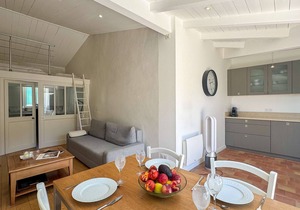 In Sainte Marie de Ré, pretty renovated villa