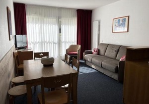LE CHALET - Piscine 9 - Studio pour 6 Personnes MAE-8844