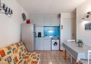 Les Soleils Rouges by Interhome