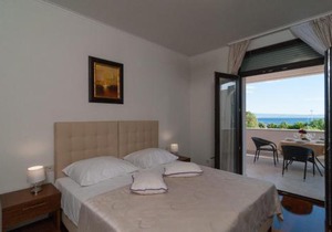 Luxury Rooms Near the Beach