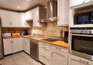 Magnificent village house 50m from the market