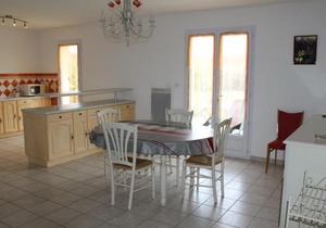 Maison avec Jardin proche Thermes comprenant Lave-linge et Lave-vaisselle - FR-1-541-47