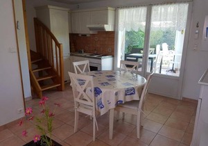 Maison climatisée avec jardin, proche plage et commerces, animaux acceptés - FR-1-494-40