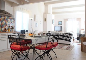 Maison de standing 6 couchages, jardin clos, garage, proche marché et pistes cyclables – ménage inclus - FR-1-246A-410