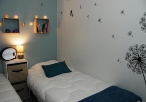 Mobilhome 2ch climatisé-terrasse fermée-4 vélos-camping 4 étoiles Les Charmettes
