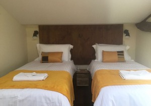 Modern Charentais gîtes, heated pool, free wifi. Kids can be kids & adults relax