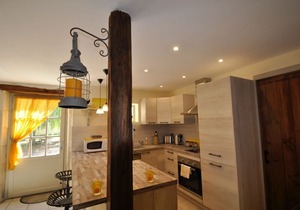 Modern Charentais gîtes, heated pool, free wifi. Kids can be kids & adults relax