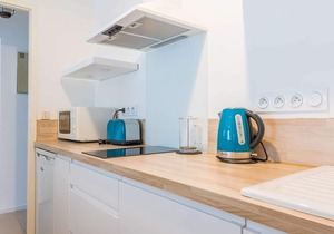 Modern Studio, 220m from Beach, Historic Center