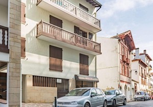 Modern Studio, 220m from Beach, Historic Center