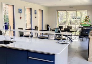 MODERN VILLA ON BEAUTIFUL LAND IN SOUSTONS PLAGE