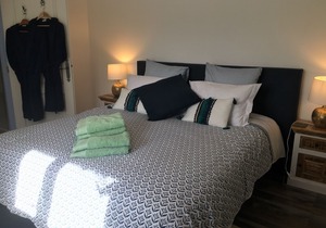 Peaceful, Private, Perfect!1854 Chassors- 4*- heated pool , amazing facilities