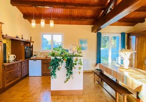 Quiet villa near the beach with garden and parking