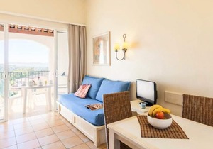 Résidence Pierre & Vacances Les Restanques du Golfe de Saint Tropez - Studio for 5 people - 1 sleeping area - Sea view - Terrace or balcony - Sea view